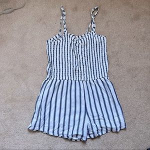 Abercrombie kids striped romper size 13/14